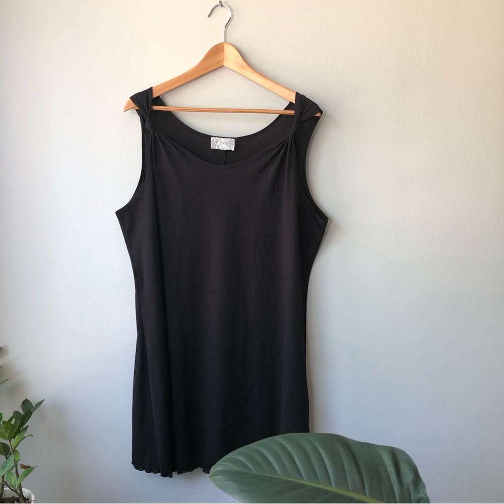 J. Valdi Black Gauze Lightweight Short Swimsuit Coverup